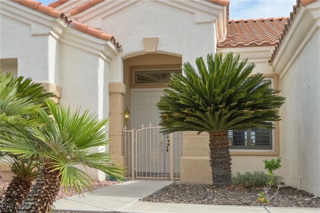 10513 Longwood, Las Vegas, NV 89134
