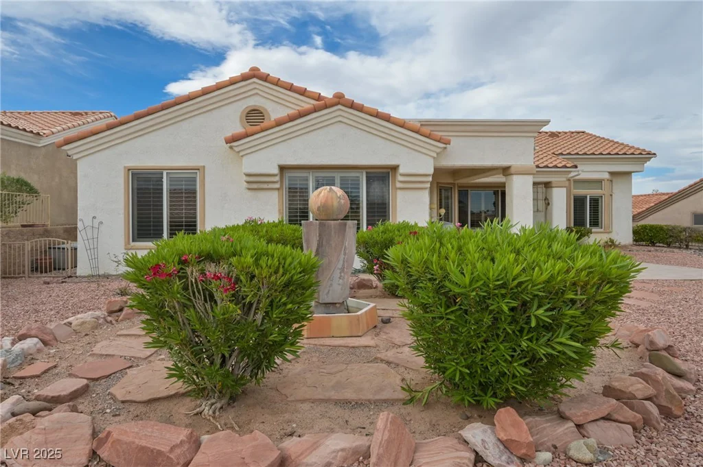 10513 Longwood, Las Vegas, NV 89134