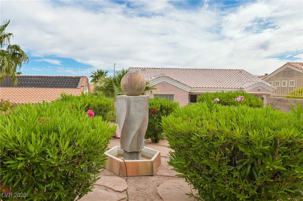 10513 Longwood, Las Vegas, NV 89134