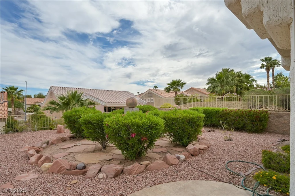 10513 Longwood, Las Vegas, NV 89134