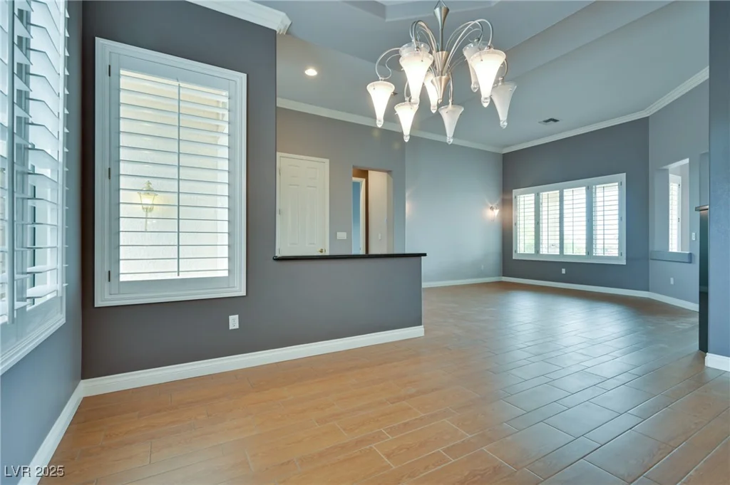 10513 Longwood, Las Vegas, NV 89134