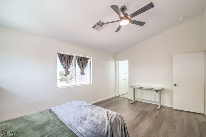 7964 Lovely Pine, Las Vegas, NV 89143