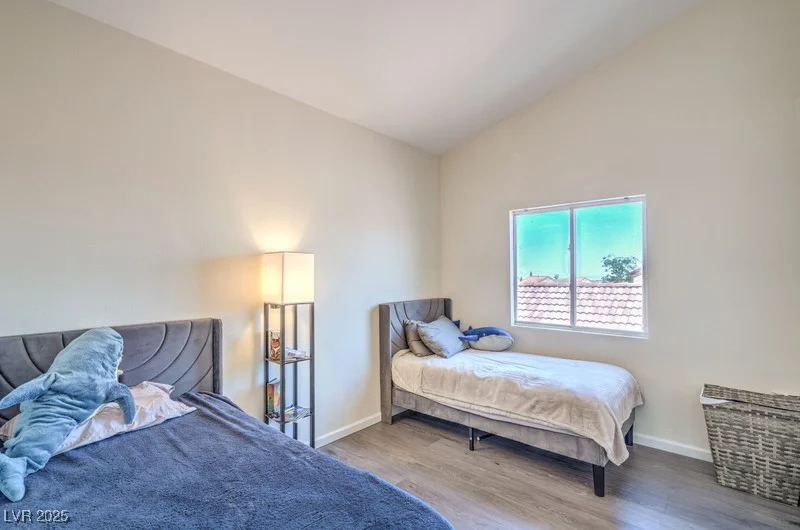 7964 Lovely Pine, Las Vegas, NV 89143