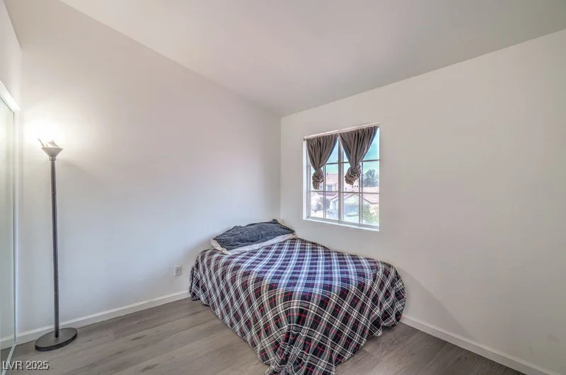 7964 Lovely Pine, Las Vegas, NV 89143
