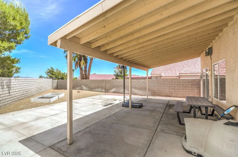 7964 Lovely Pine, Las Vegas, NV 89143