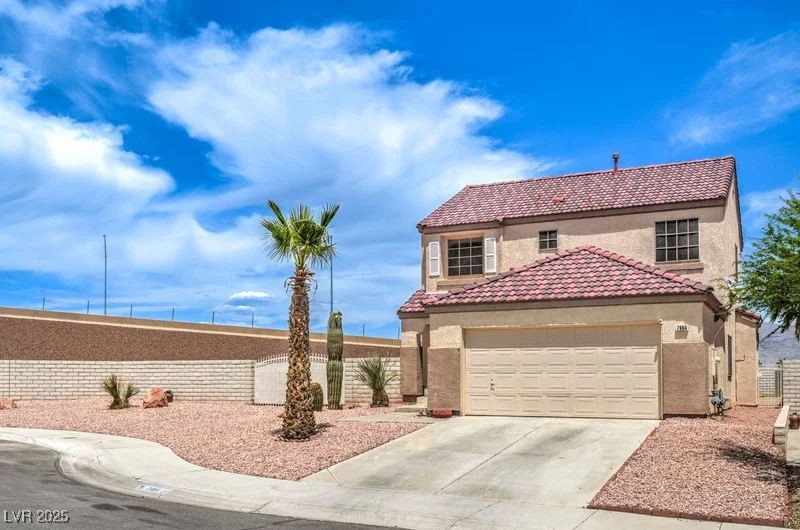 7964 Lovely Pine, Las Vegas, NV 89143