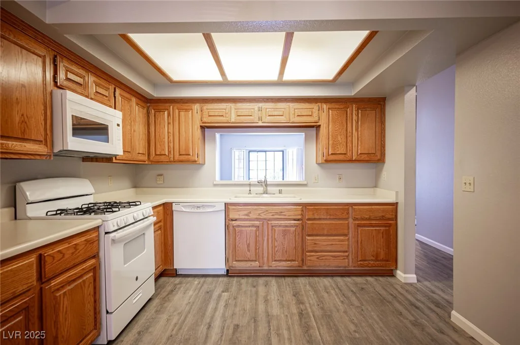 7911 Canoe, Las Vegas, NV 89145