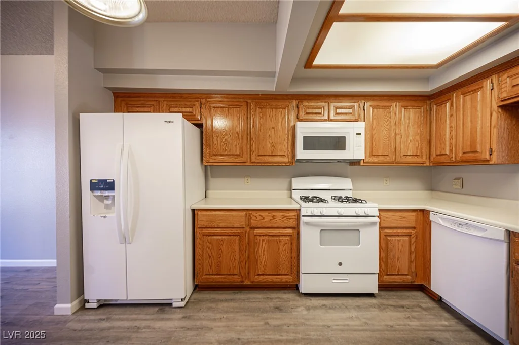 7911 Canoe, Las Vegas, NV 89145