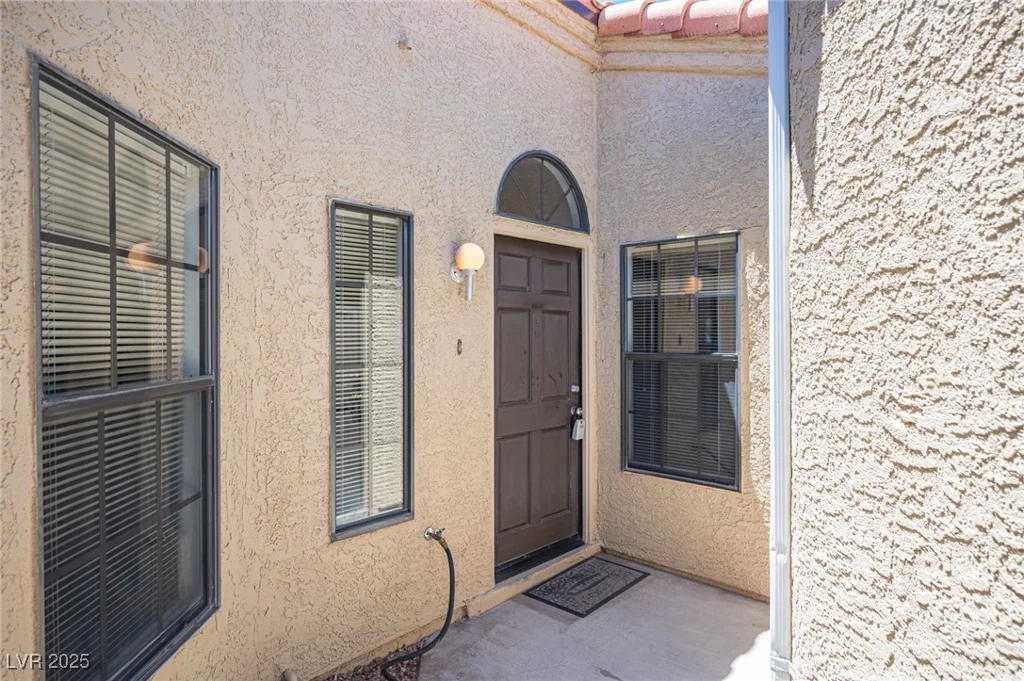 7911 Canoe, Las Vegas, NV 89145