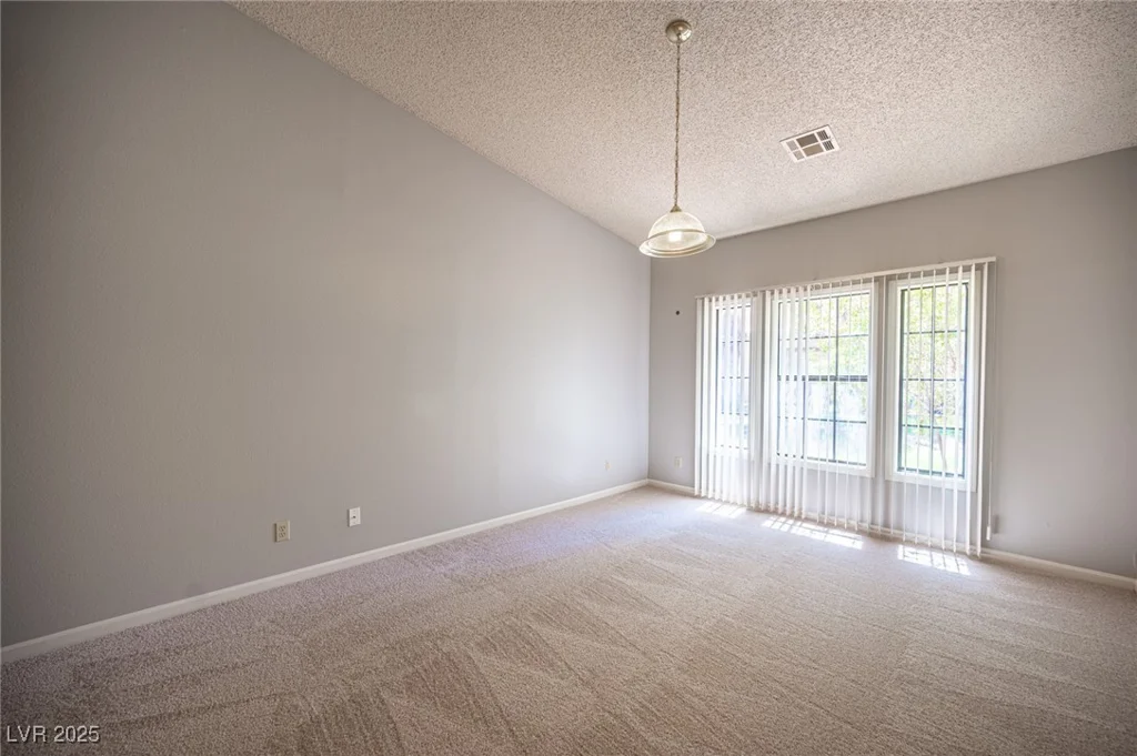 7911 Canoe, Las Vegas, NV 89145