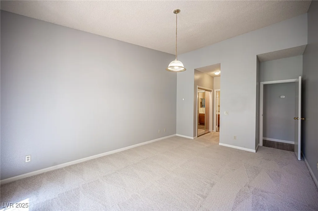 7911 Canoe, Las Vegas, NV 89145