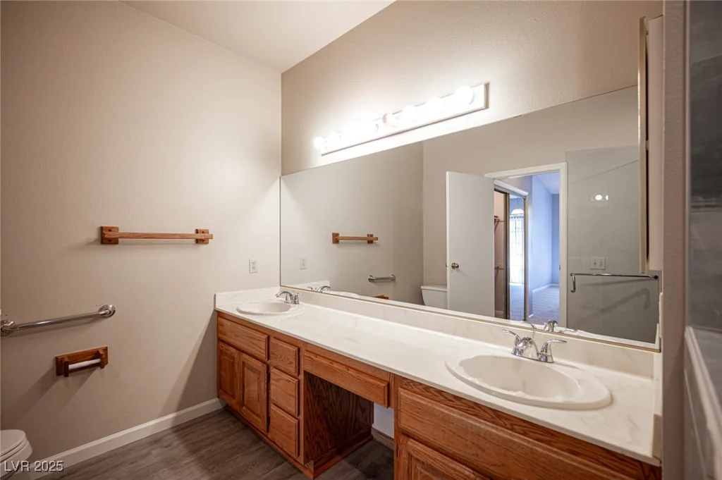 7911 Canoe, Las Vegas, NV 89145