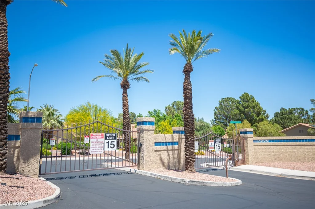 7911 Canoe, Las Vegas, NV 89145