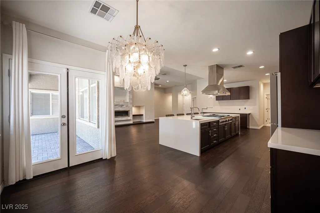 11119 River Hills, Las Vegas, NV 89135
