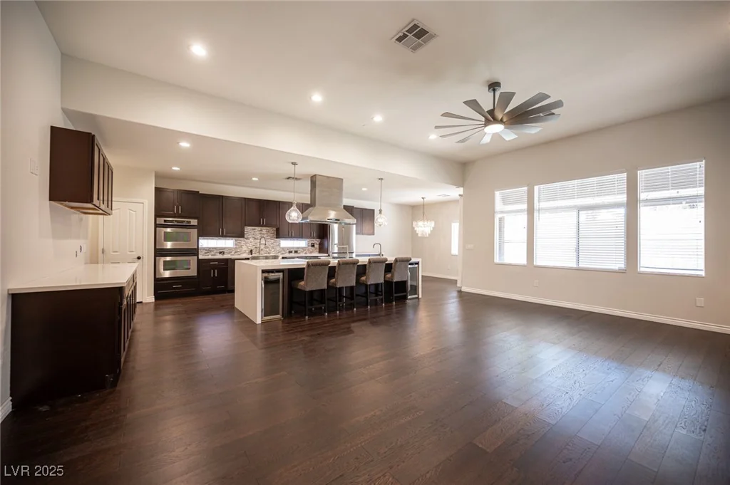 11119 River Hills, Las Vegas, NV 89135