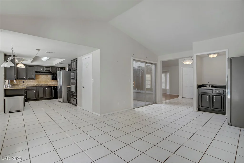 6773 Obannon, Las Vegas, NV 89146