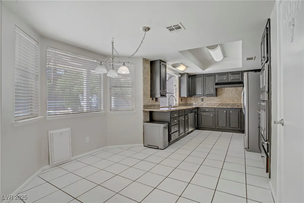 6773 Obannon, Las Vegas, NV 89146