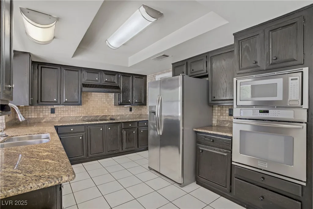 6773 Obannon, Las Vegas, NV 89146