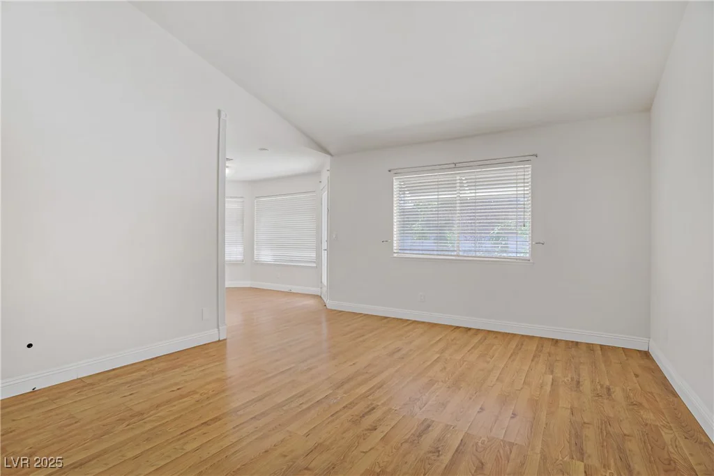 6773 Obannon, Las Vegas, NV 89146