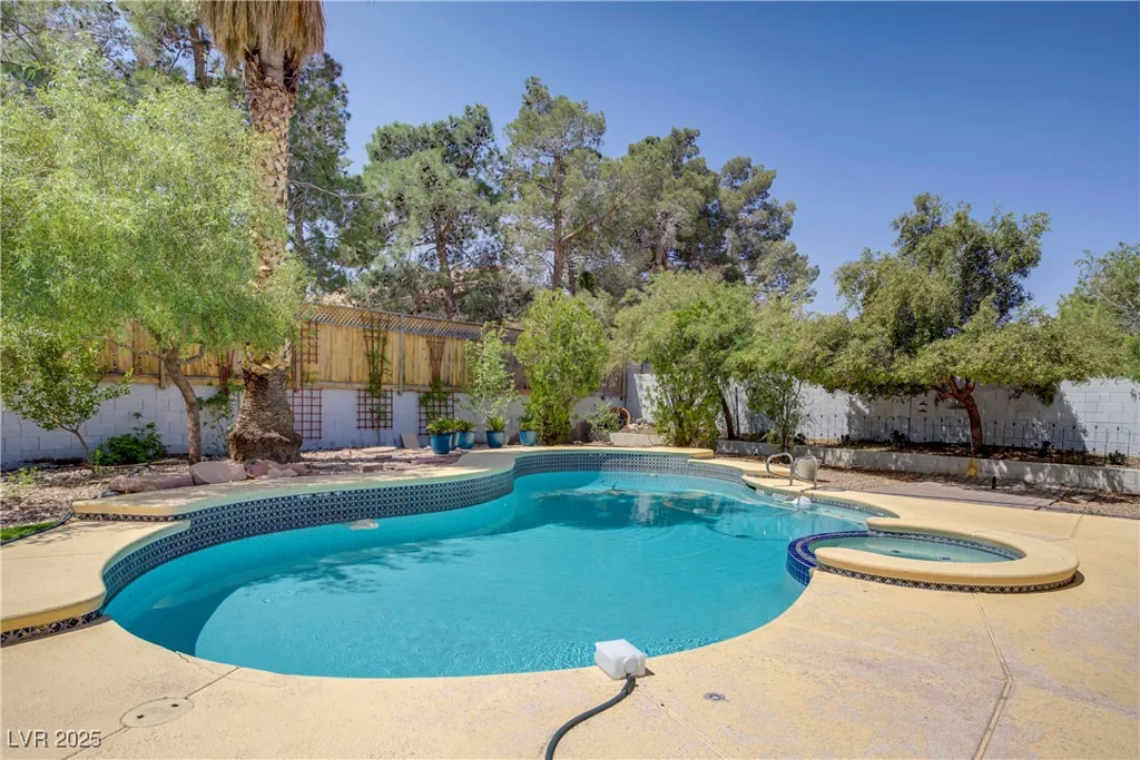6773 Obannon, Las Vegas, NV 89146