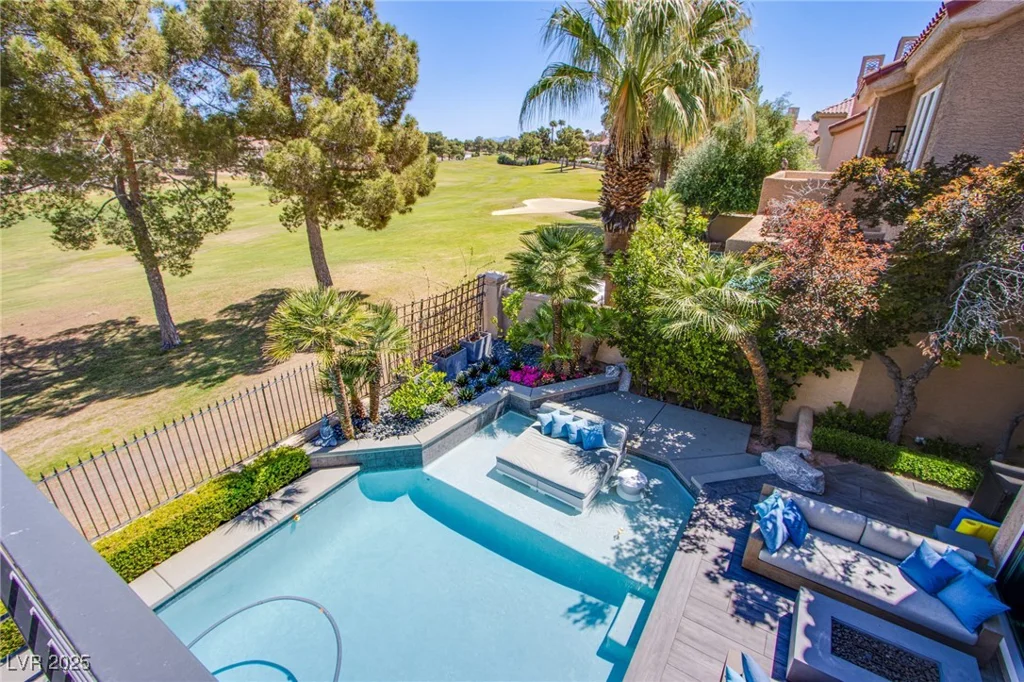 7940 Castle Pines, Las Vegas, NV 89113