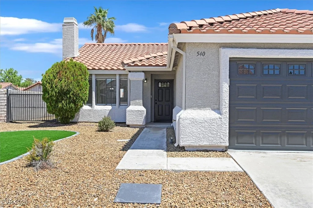 540 Kelsford, Las Vegas, NV 89123
