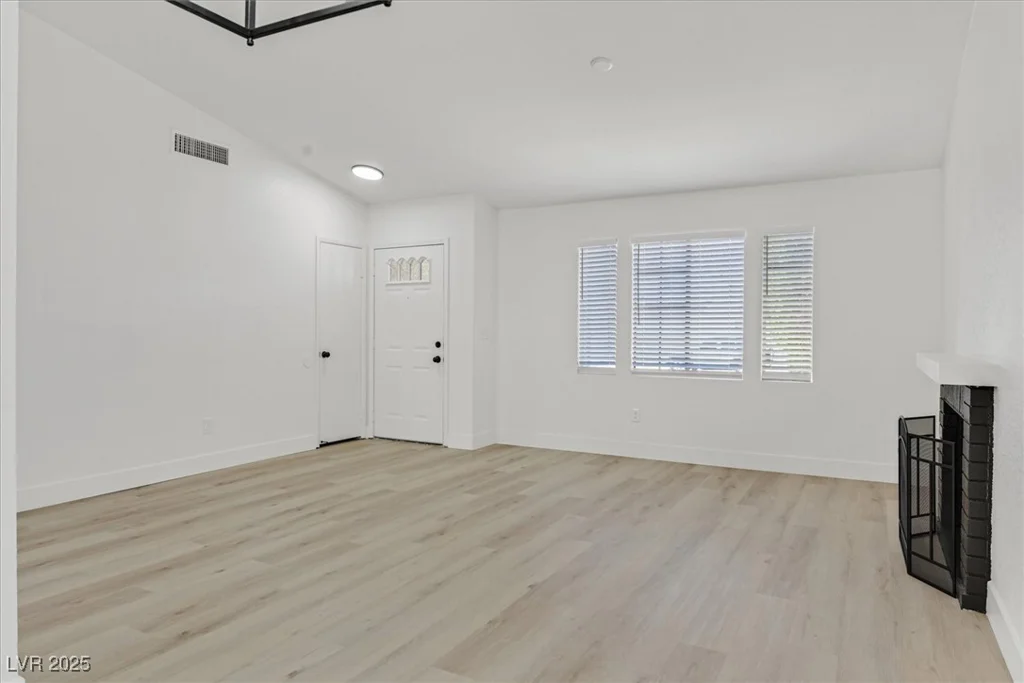 540 Kelsford, Las Vegas, NV 89123