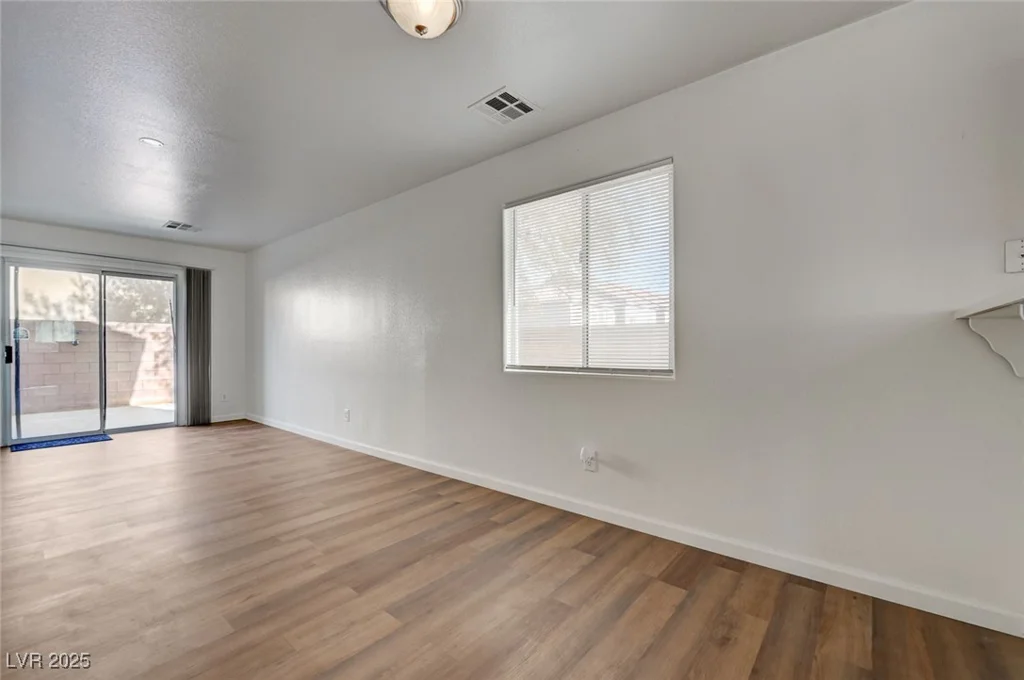 8396 Pearl Beach, Las Vegas, NV 89139
