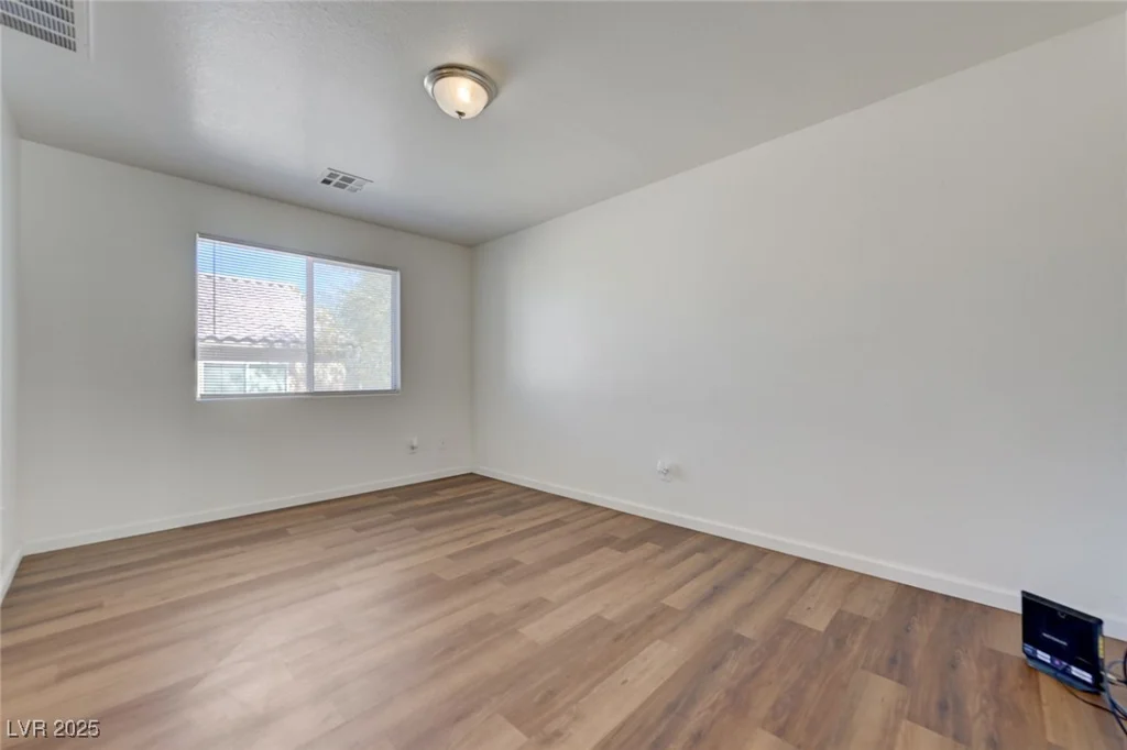 8396 Pearl Beach, Las Vegas, NV 89139