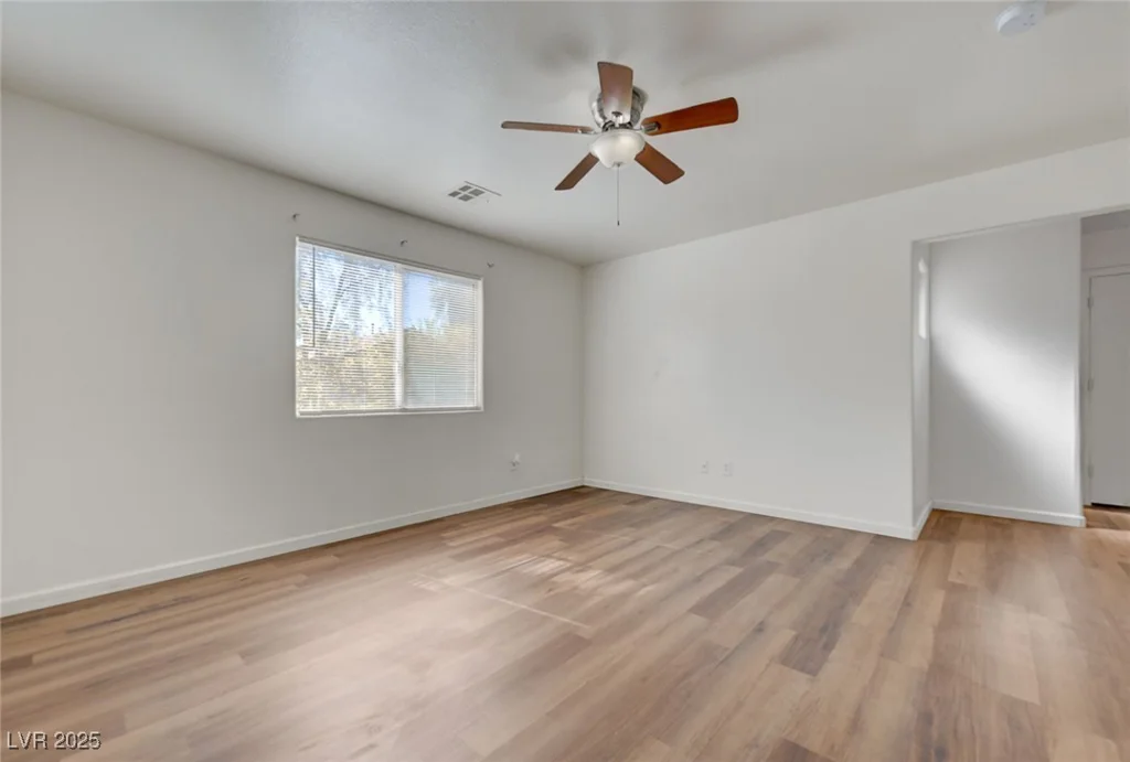 8396 Pearl Beach, Las Vegas, NV 89139