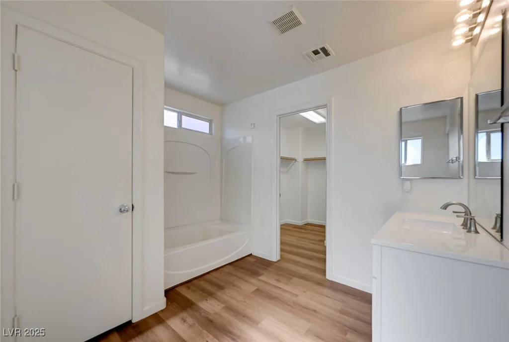 8396 Pearl Beach, Las Vegas, NV 89139