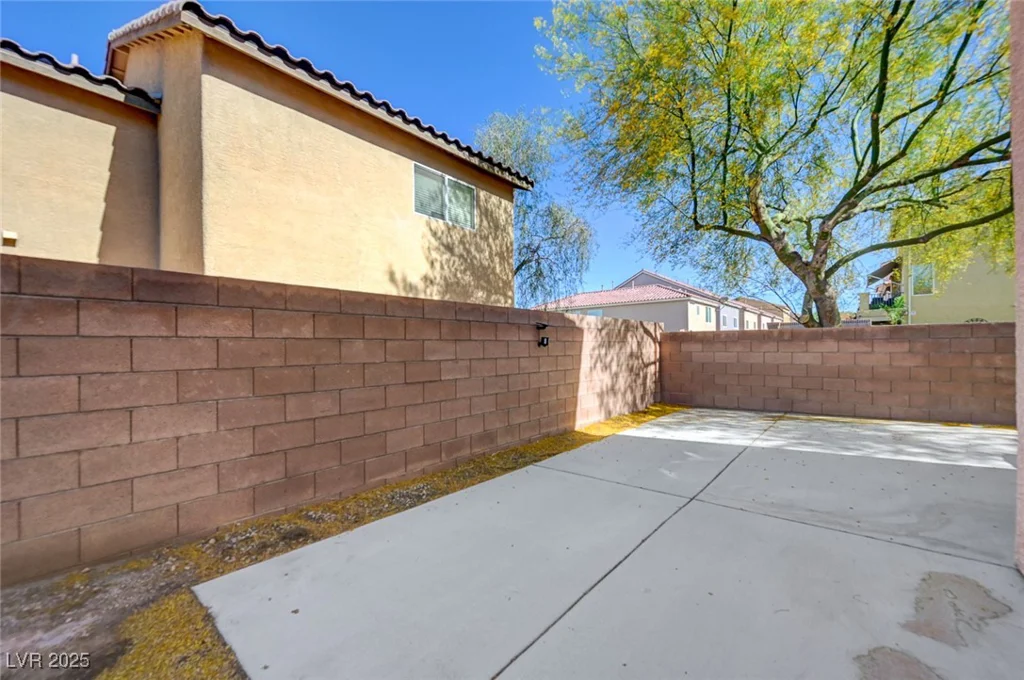 8396 Pearl Beach, Las Vegas, NV 89139