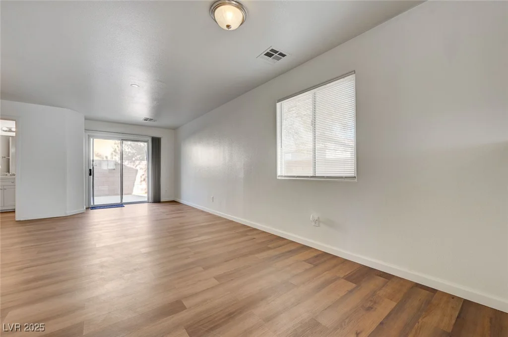 8396 Pearl Beach, Las Vegas, NV 89139