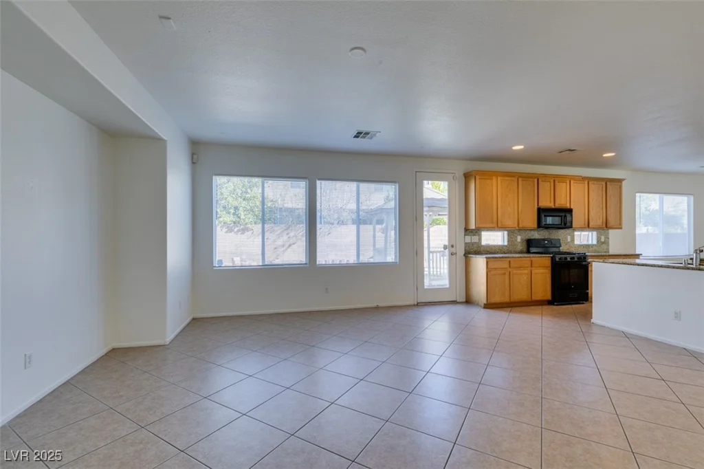 3774 Dusky Flycatcher, Las Vegas, NV 89122