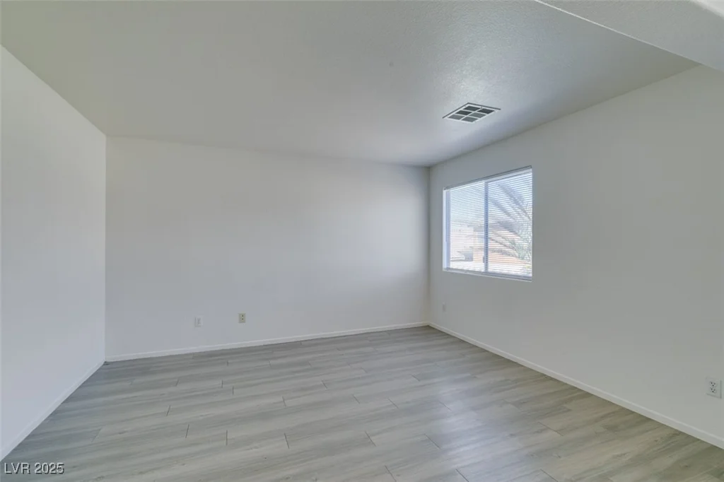 3774 Dusky Flycatcher, Las Vegas, NV 89122