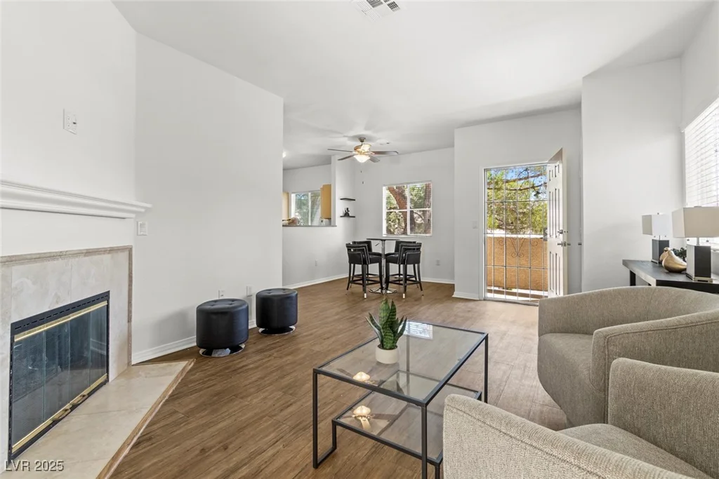 5250 Rainbow, Las Vegas, NV 89118