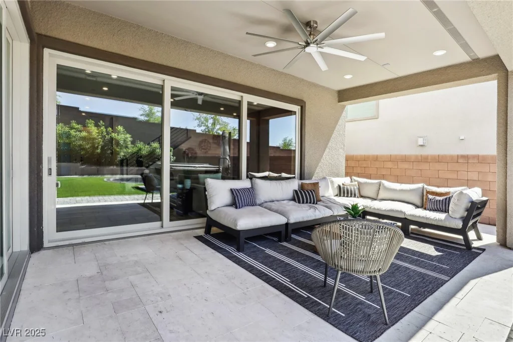 12155 Sage Thunder, Las Vegas, NV 89138