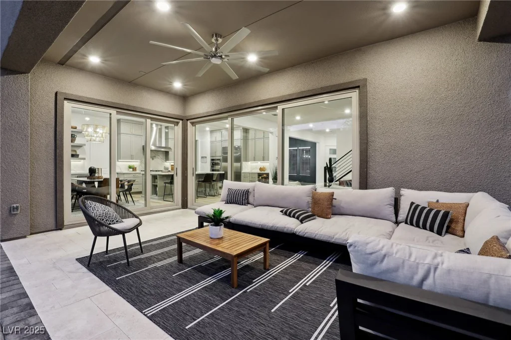 12155 Sage Thunder, Las Vegas, NV 89138