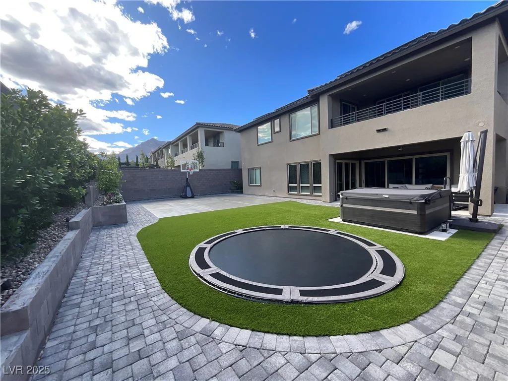 12155 Sage Thunder, Las Vegas, NV 89138
