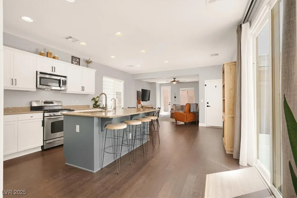 992 Wagner Valley, Henderson, NV 89052