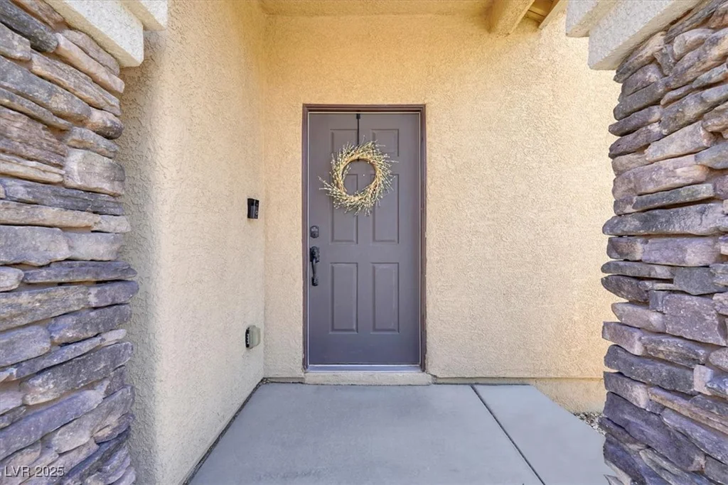 992 Wagner Valley, Henderson, NV 89052