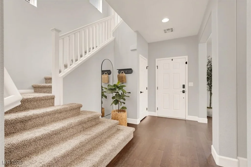 992 Wagner Valley, Henderson, NV 89052