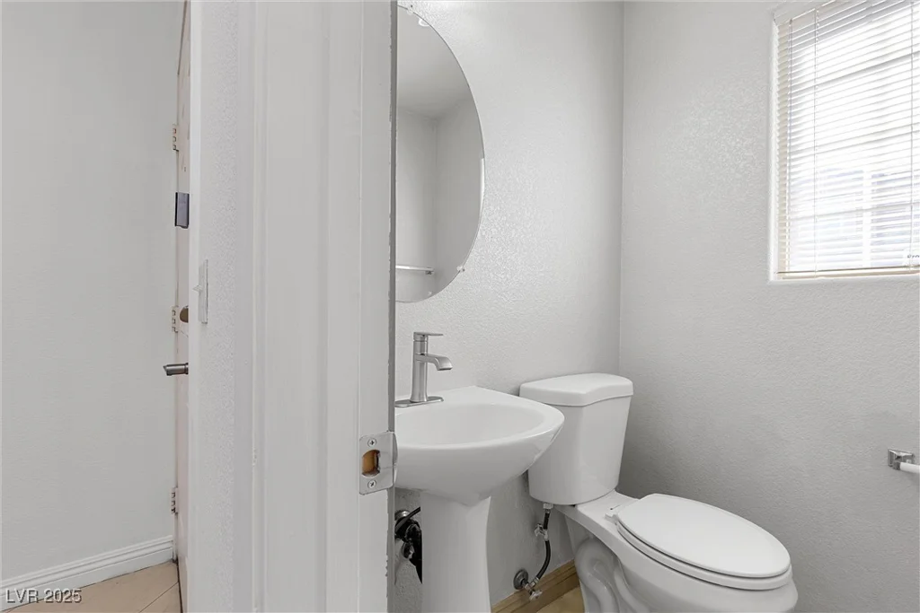9174 McGinnis, Las Vegas, NV 89148