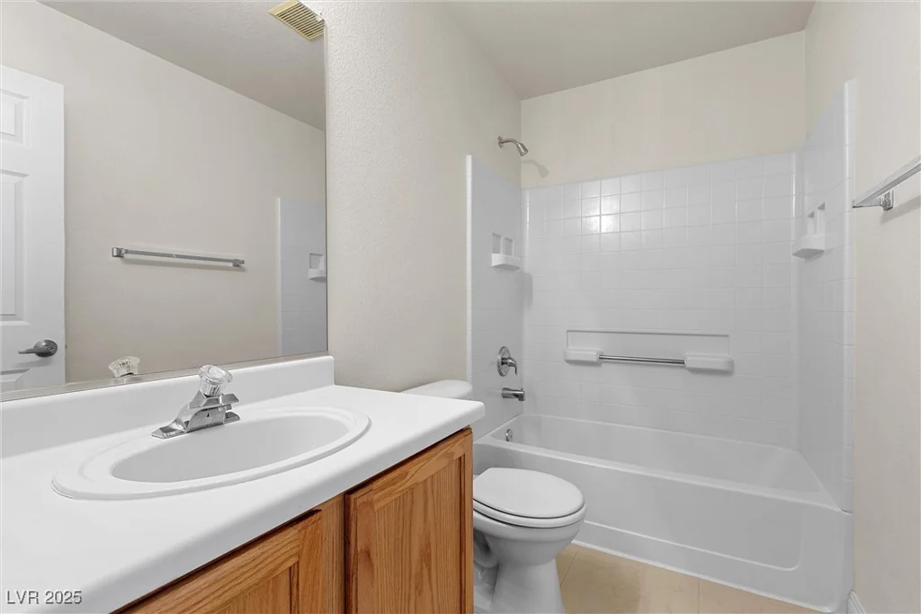 9174 McGinnis, Las Vegas, NV 89148