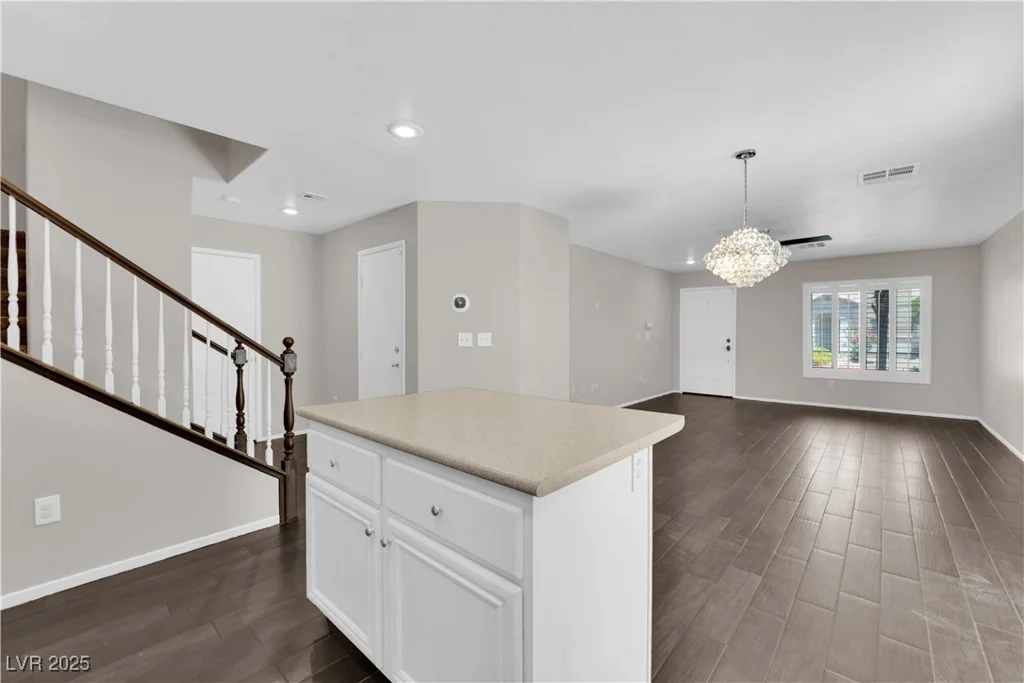 7257 Early Pioneer, Las Vegas, NV 89129