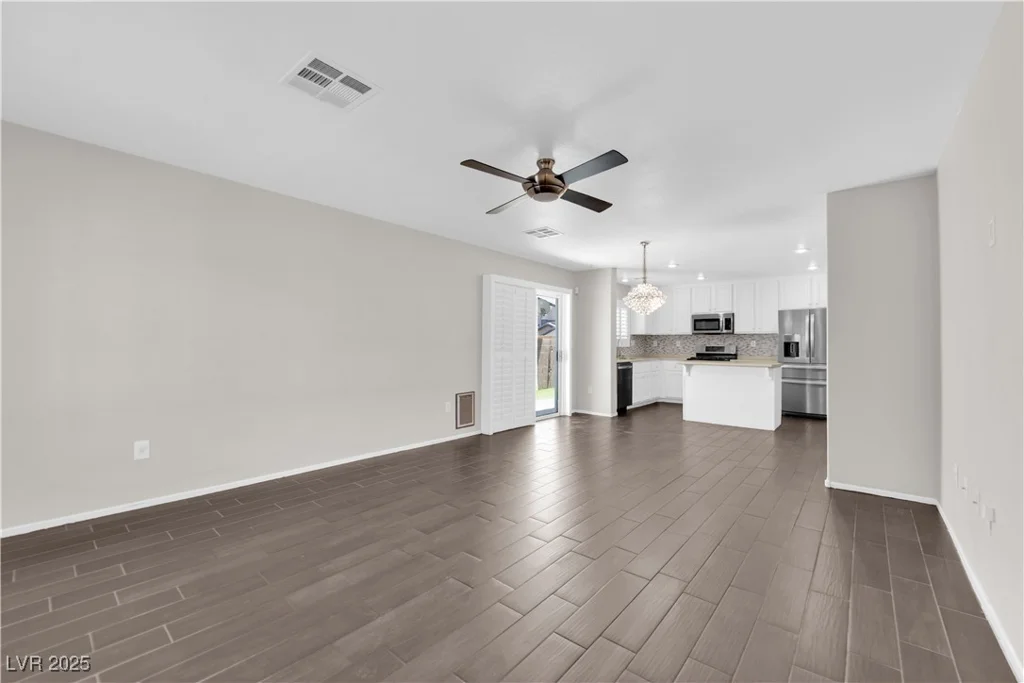 7257 Early Pioneer, Las Vegas, NV 89129