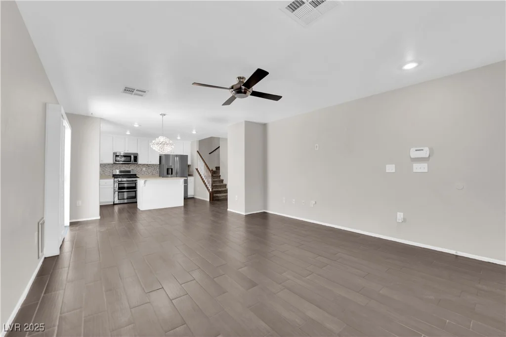 7257 Early Pioneer, Las Vegas, NV 89129