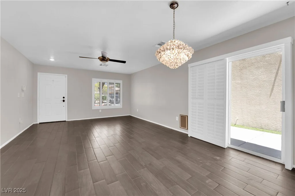 7257 Early Pioneer, Las Vegas, NV 89129