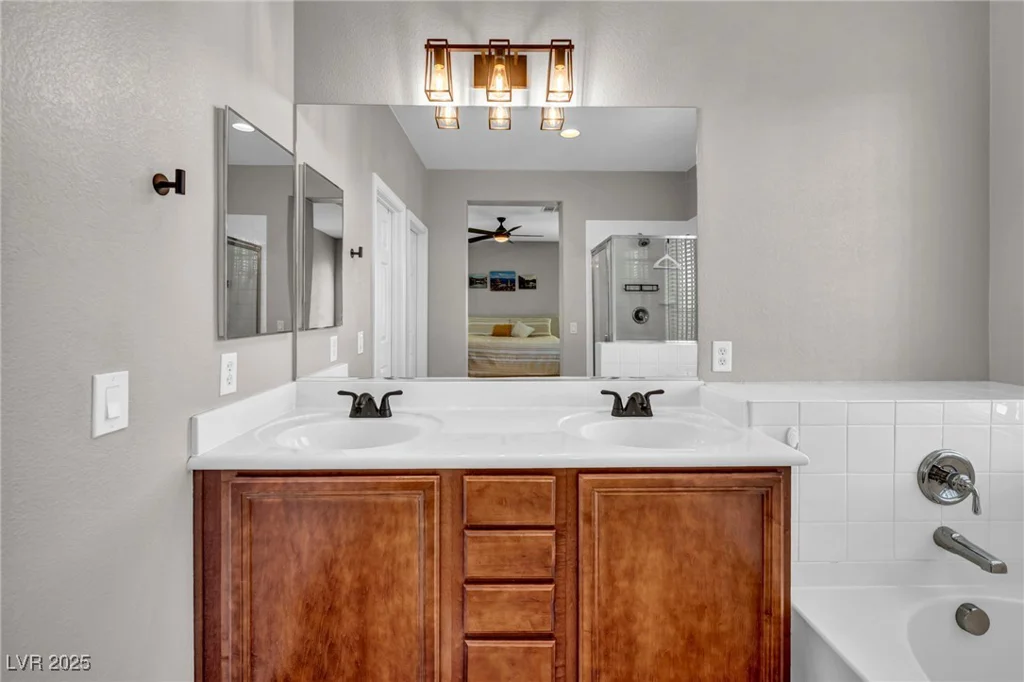 11908 Menchaca, Las Vegas, NV 89138