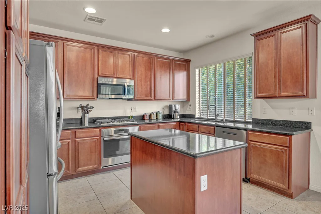 11908 Menchaca, Las Vegas, NV 89138